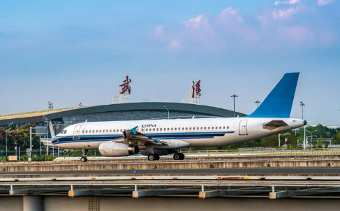 百色空运武汉机场